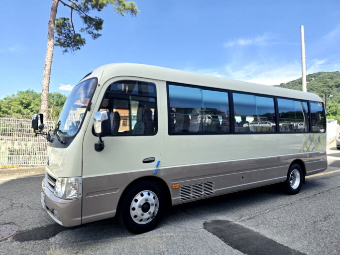 현대 15인승 쏠라티, 현대 25인승 뉴카운티 구합니다. 이미지