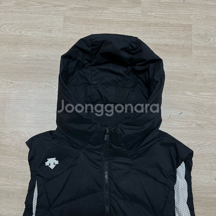 데상트 런 여성 덕다운 크롭후드 패딩 조끼 [블랙] 3XL/115--1