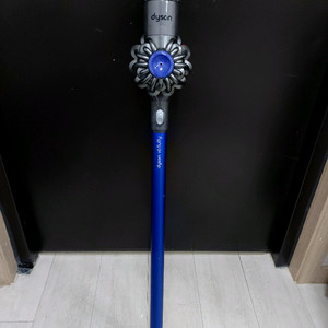 다이슨 v6 플로피 무선청소기