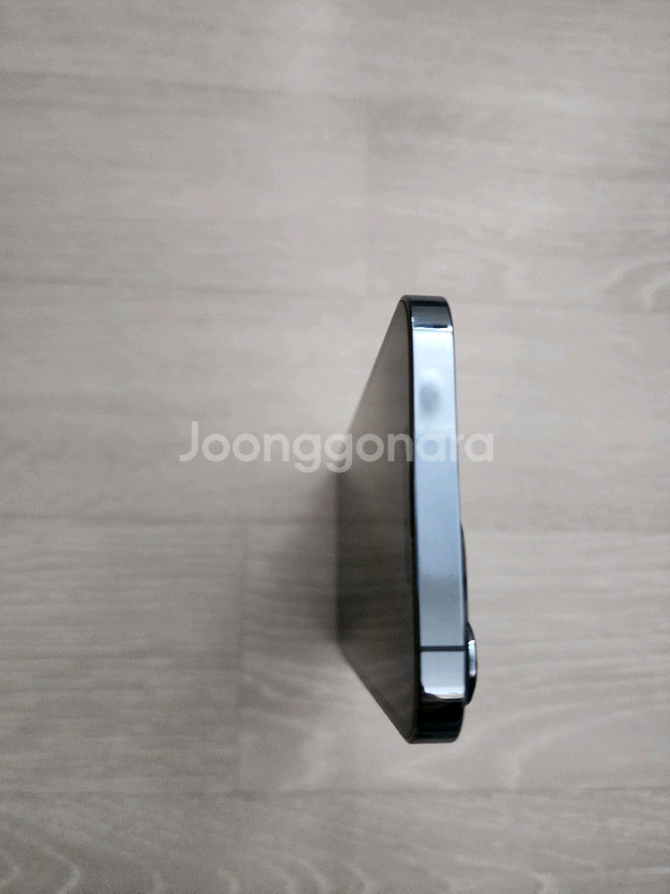 아이폰13 프로맥스 256G 84%팝니다.--3