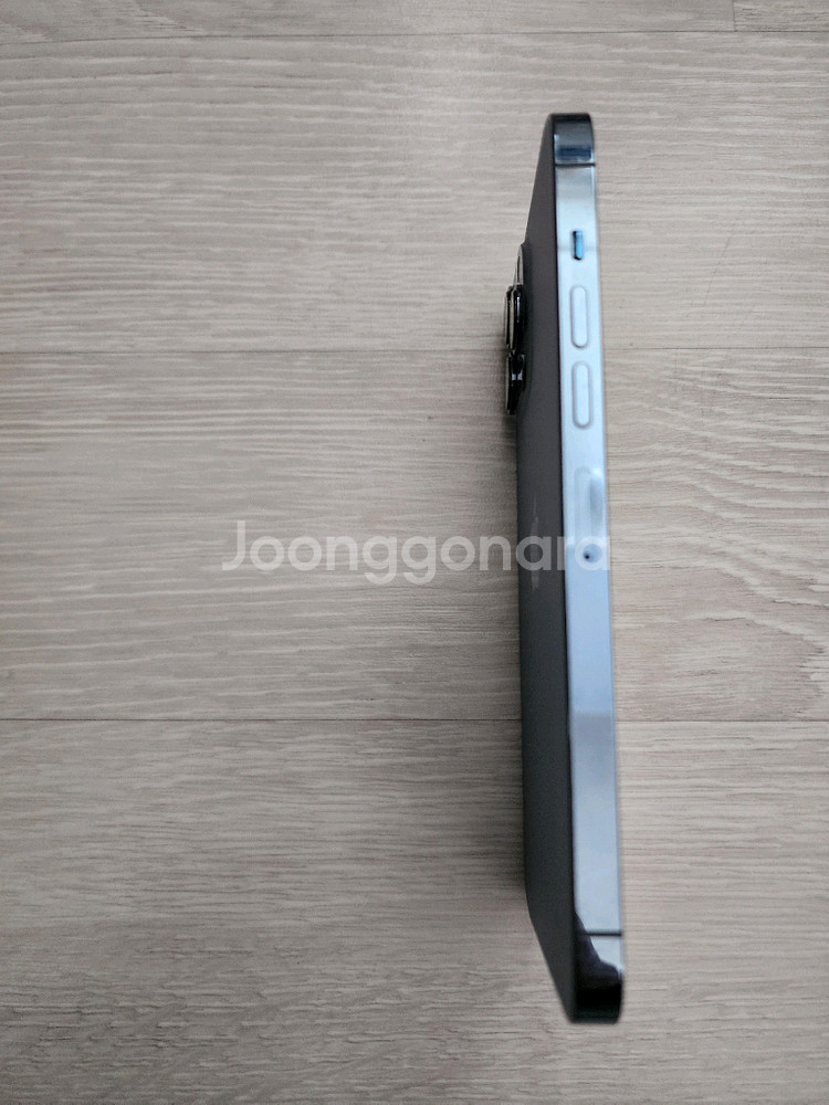 아이폰13 프로맥스 256G 84%팝니다.--1