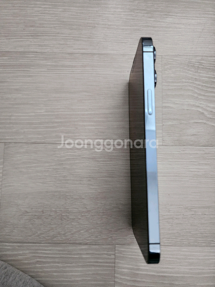 아이폰13 프로맥스 256G 84%팝니다.--2