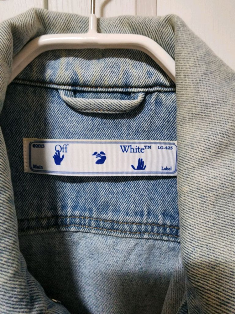 오프화이트 플라워 자수 데님 재킷--3