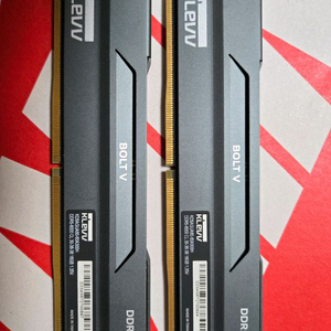 ESSENCORE KLEVV DDR5-6000 CL30 BOLT V 32GB(16Gx2)