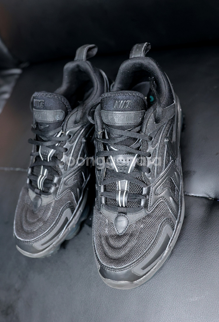 무광 블랙의 끝판왕 나이키 에어맥스 EVO--0