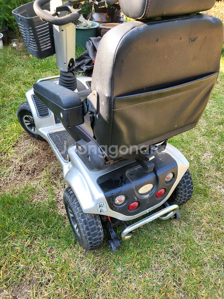 전동 휴대용 장애인 보행기--7