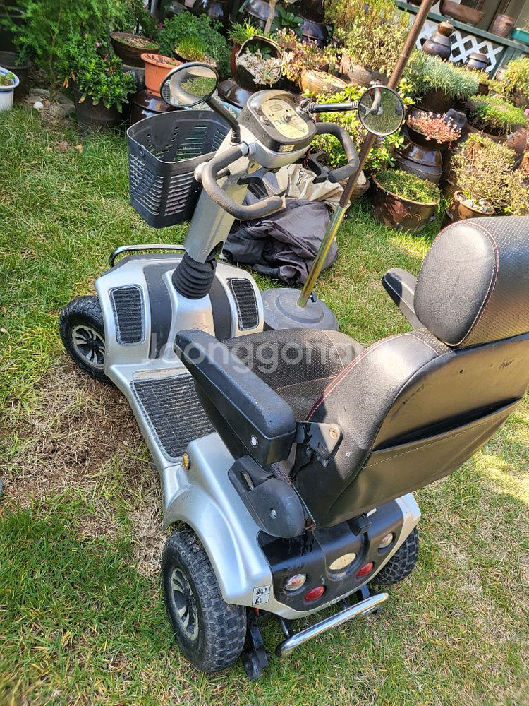 전동 휴대용 장애인 보행기--6