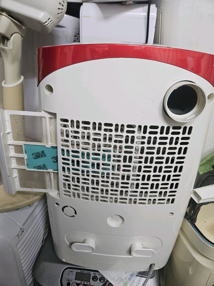 LG 제습기 15리터 1등급재품 결로방지예방 물잘빨립니다 빨래잘말립니다 LD-158DFR 이미지