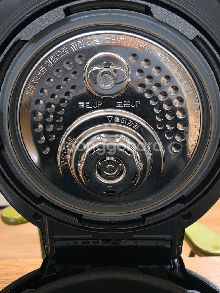 쿠쿠 6인용 압력밥솥--6