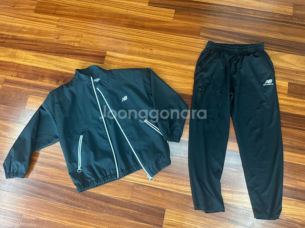 뉴발란스키즈 바람막이 점퍼 바지 일괄 (사이즈 140)--0