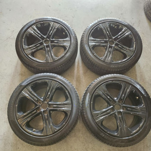 K5 DL3 18인치 피렐리 신품급 블랙휠 순정휠 중고휠타이어 팝니다