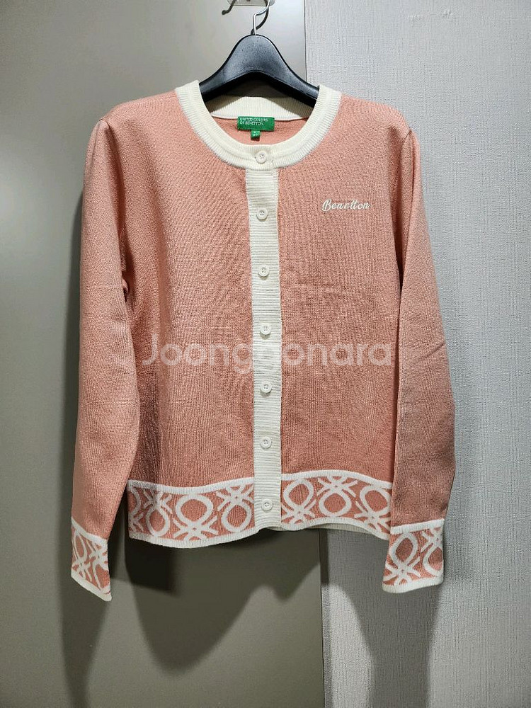 베네통 여성 니트 가디건 새상품--2