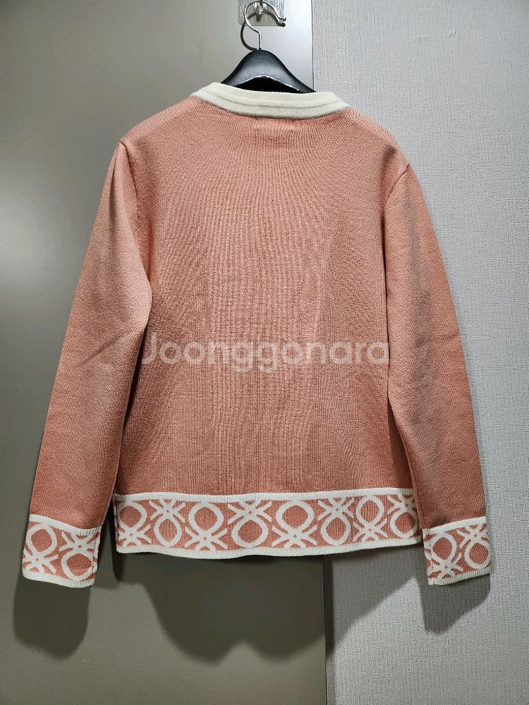 베네통 여성 니트 가디건 새상품--1