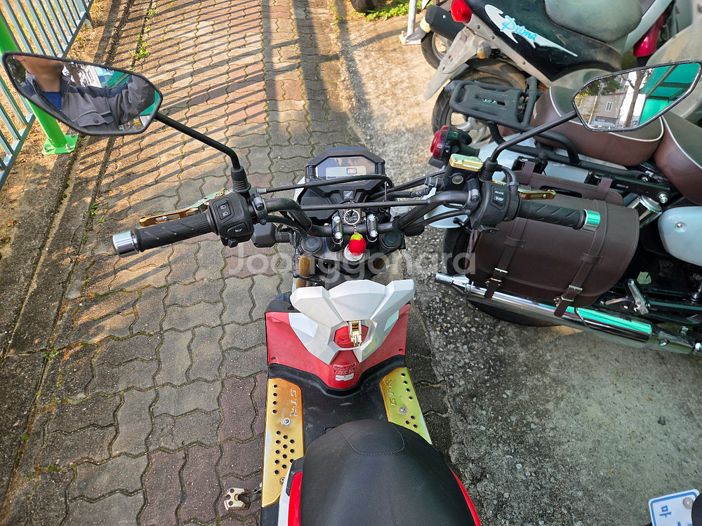 혼다 줌머X110 오토바이--1