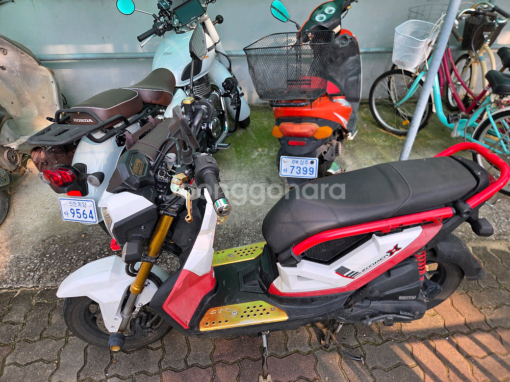 혼다 줌머X110 오토바이--3