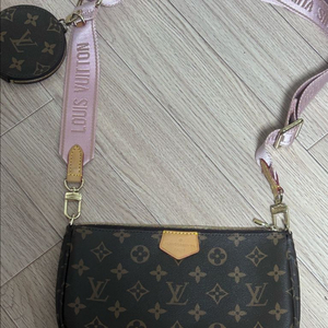 모노그램 크로스백