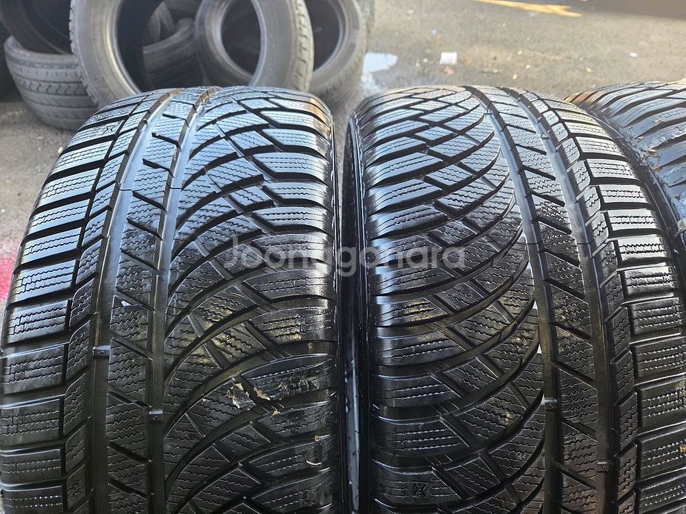 금호타이어 윈터크래프트 255 45 18.판매--2