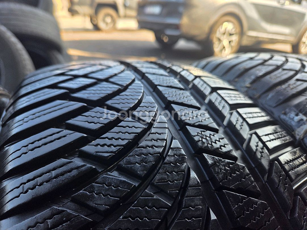 금호타이어 윈터크래프트 255 45 18.판매--3