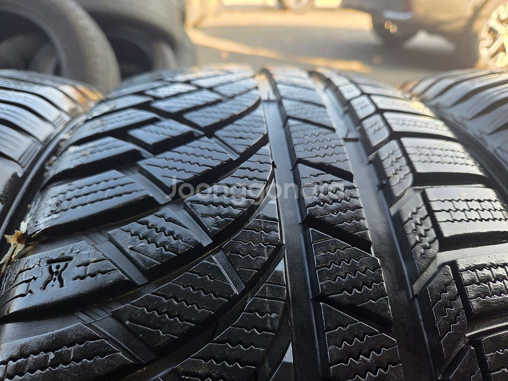 금호타이어 윈터크래프트 255 45 18.판매--5