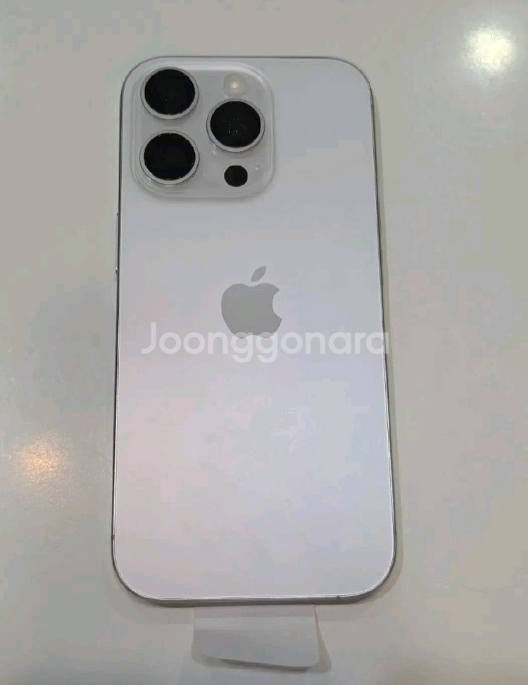 새상품)아이폰16 프로 256G 화이트 리퍼. 애케플 26.11--0