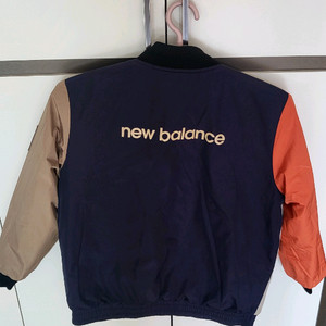 뉴발란스키즈 양면 퀄팅 점퍼, 사이즈145