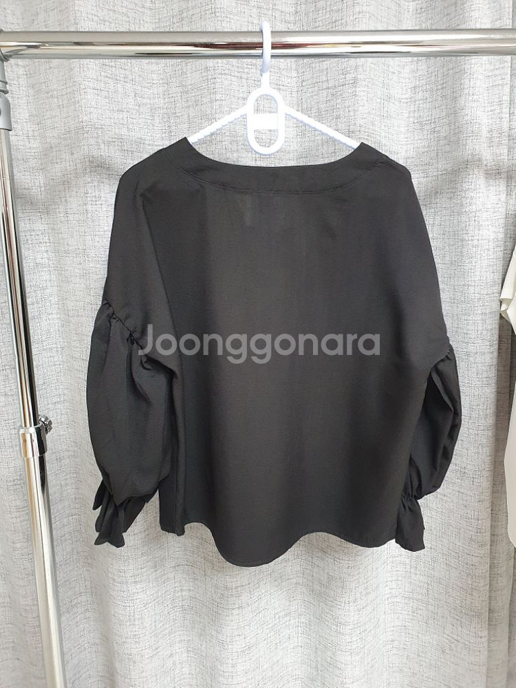 (택있는 새상품)블랙 블라우스 55~77--1