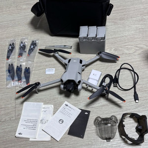 DJI mini4 pro 콤보 플러스 (RC2, 256GB 메모리 포함)