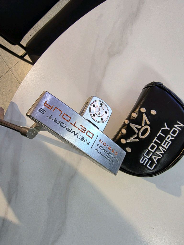 스카티카메론 데토퍼2 퍼터 이미지