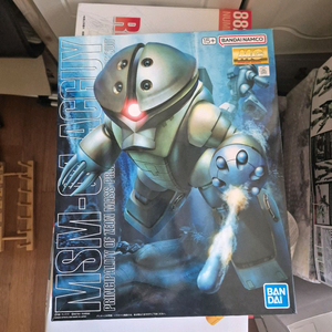 MG 앗가이 건담 프라모델