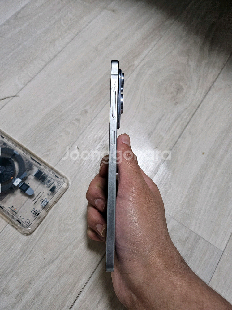 갤럭시S25엣지 256GB (10.18 올교체) 팝니다.--4