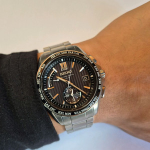 세이코 상위 브라이츠 SAGA145 전파수신 월드타임 시계 정리합니다.