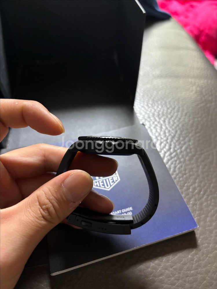 태그호이어 아쿠아레이서 솔라그래프 40mm--3