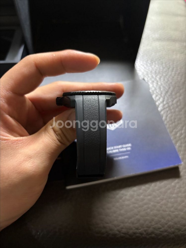 태그호이어 아쿠아레이서 솔라그래프 40mm--4