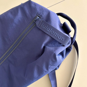 룰루레몬 패스트트랙 백 2.0 / night fall 컬러