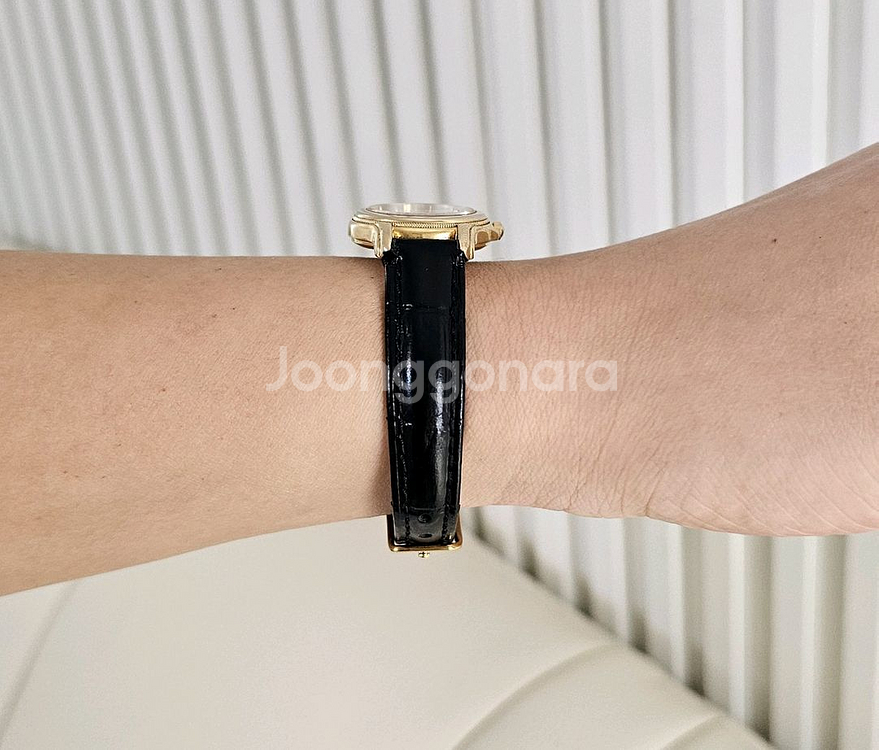 버버리 여성 금방 가죽 손목 시계 여자 팔찌--1