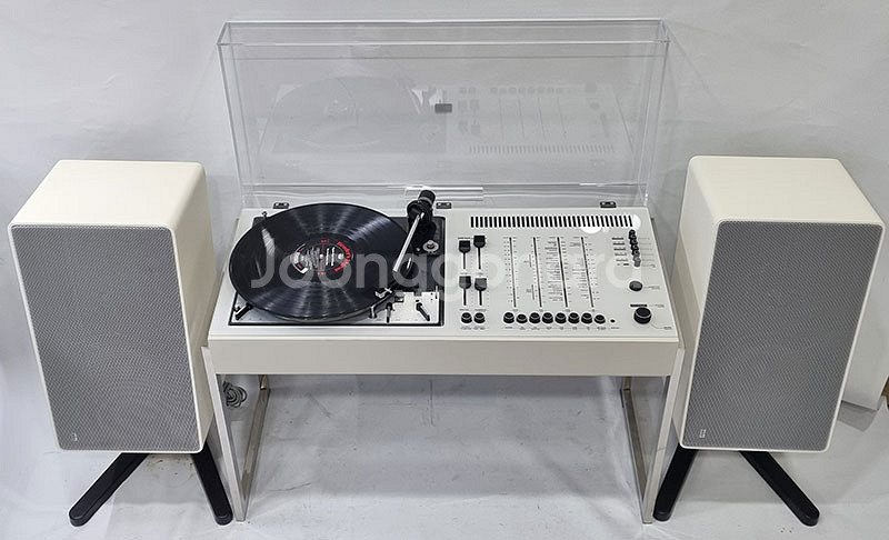 WEGA 3213 AM/FM 올인원 전축 + BRAUN 스피커--0