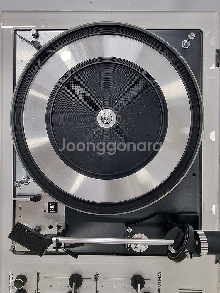 WEGA 3213 AM/FM 올인원 전축 + BRAUN 스피커--4