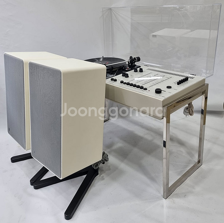 WEGA 3213 AM/FM 올인원 전축 + BRAUN 스피커--1