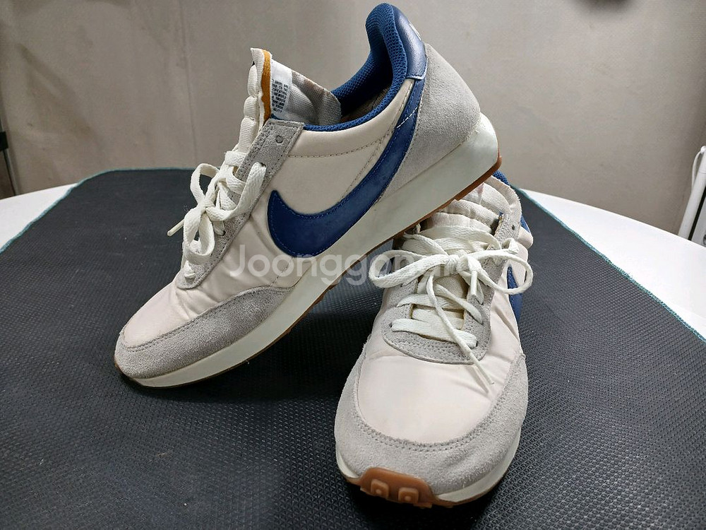 나이키 테일윈드 79 크림/네이비 275~285(택285)--0