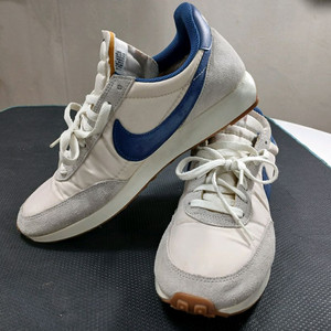 나이키 테일윈드 79 크림/네이비 275~285(택285)