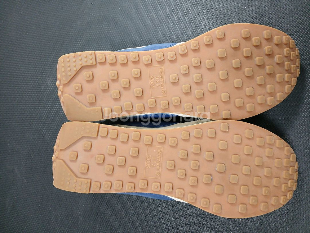 나이키 테일윈드 79 크림/네이비 275~285(택285)--8