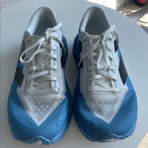 뉴발란스 퓨얼셀 레벨v4 250