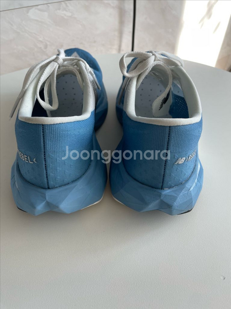 뉴발란스 퓨얼셀 레벨v4 250--2