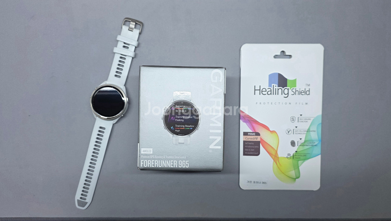 가민 포러너965 화이트팝니다.--0