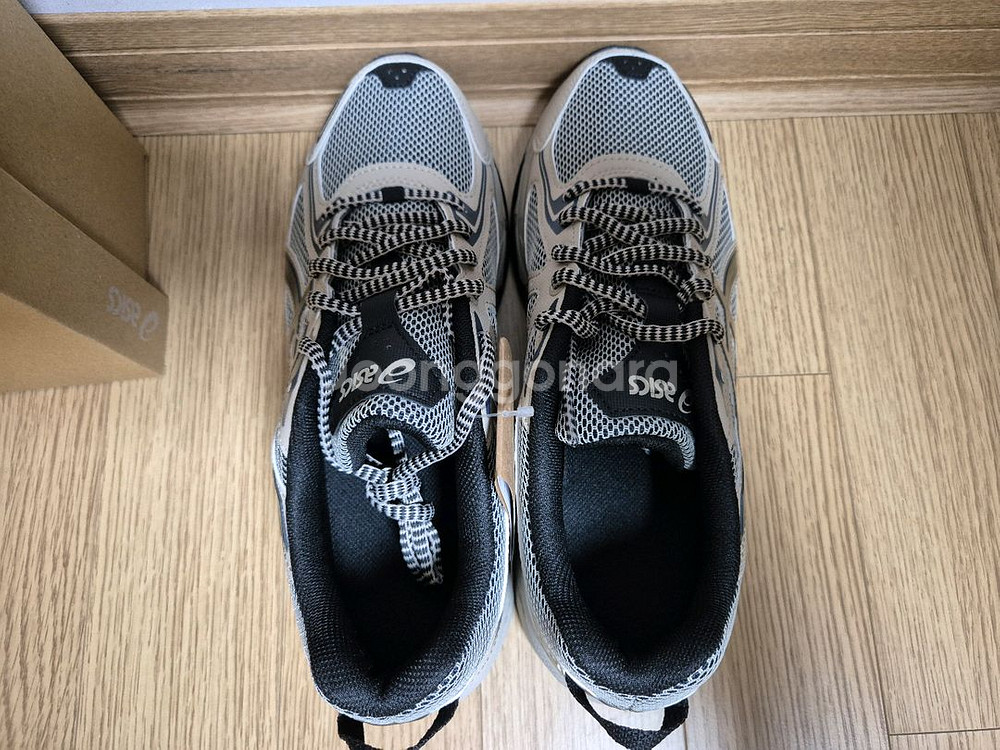 (270) 아식스 젤 벤쳐 6 페더 그레이 블랙--5