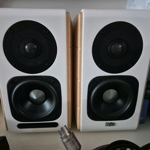 브리츠 BR-1900DB 스피커