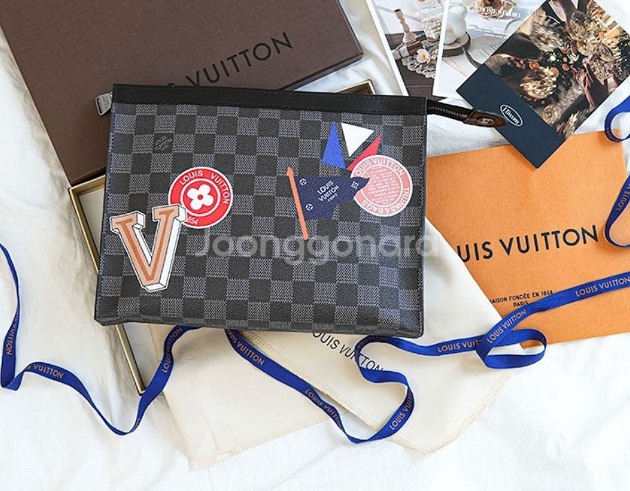 [Louis Vuitton] 루이비통 한정판 아메리카컵 패치로고 파우치 클러치백--0