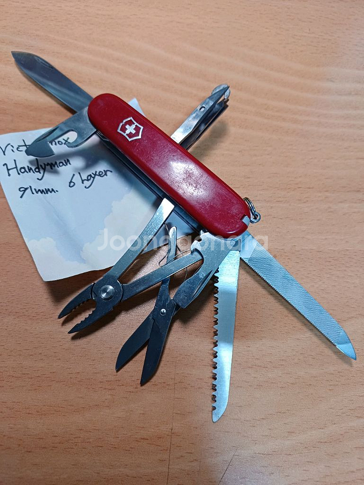 빅토리녹스 멀티툴 스위스챔프--6