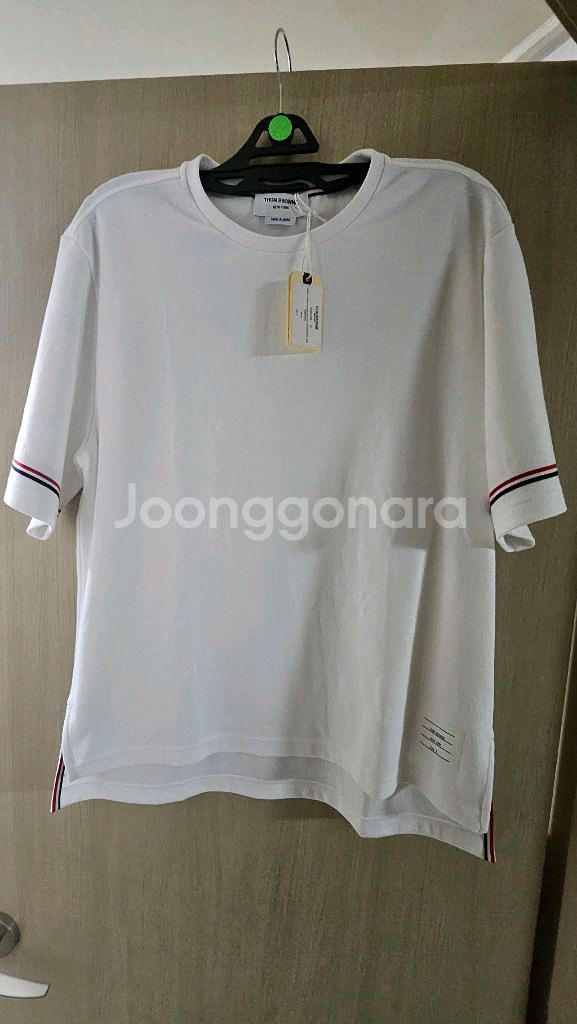 톰브라운 반팔 티셔츠--0