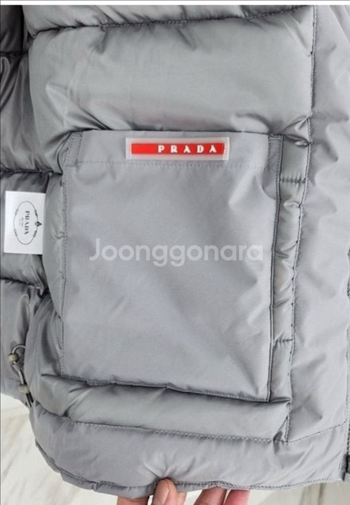 프라다 패딩--3